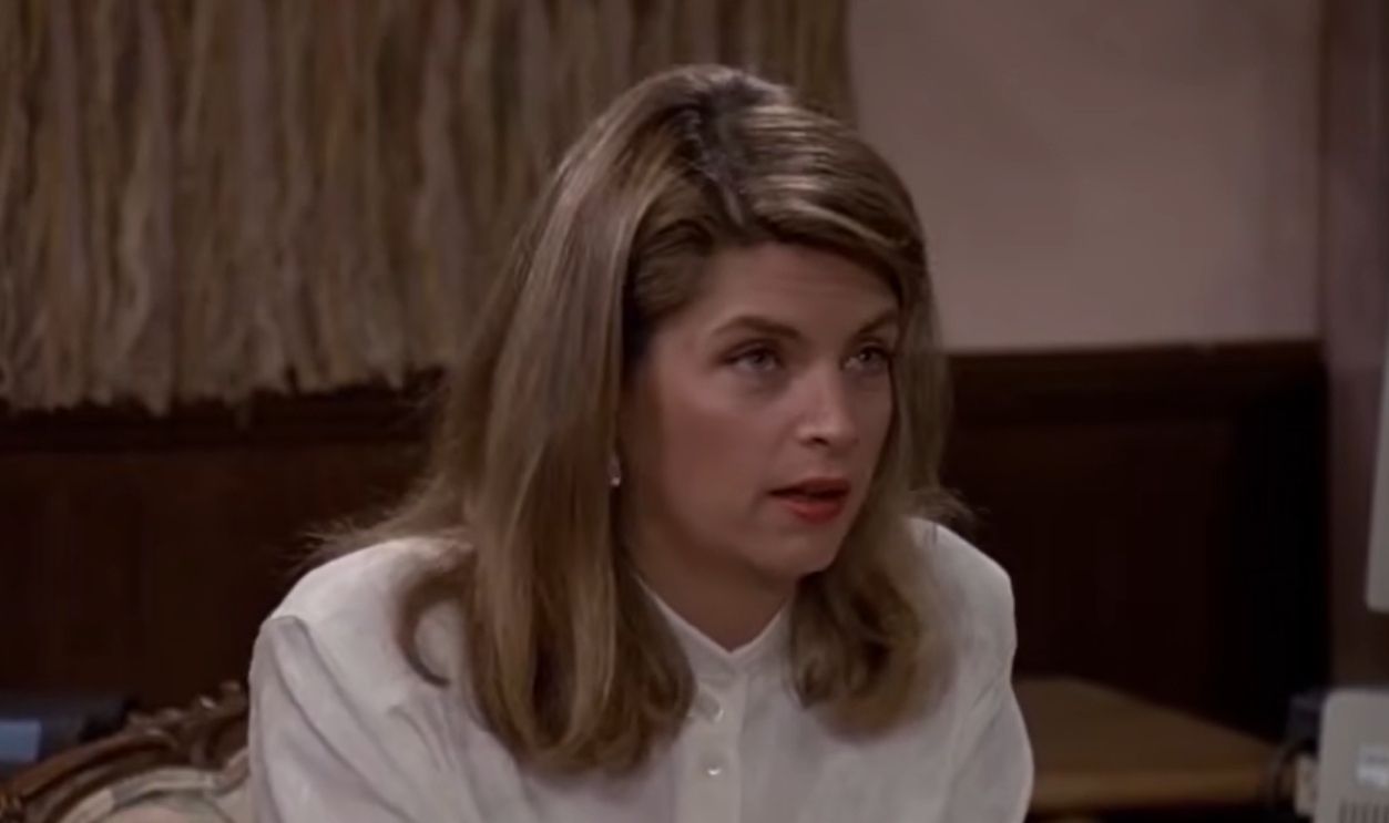 Screenshot from Cheers (1982–1993)