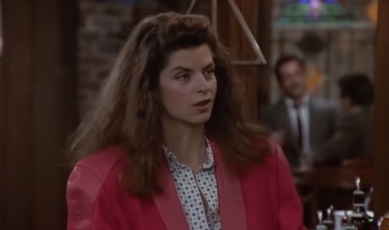 Screenshot from Cheers (1982–1993)