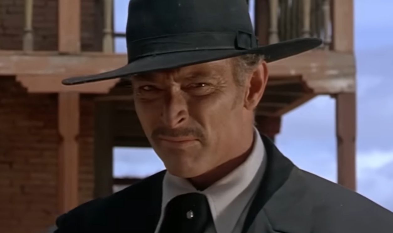 Screenshot from For a Few Dollars More (1965)