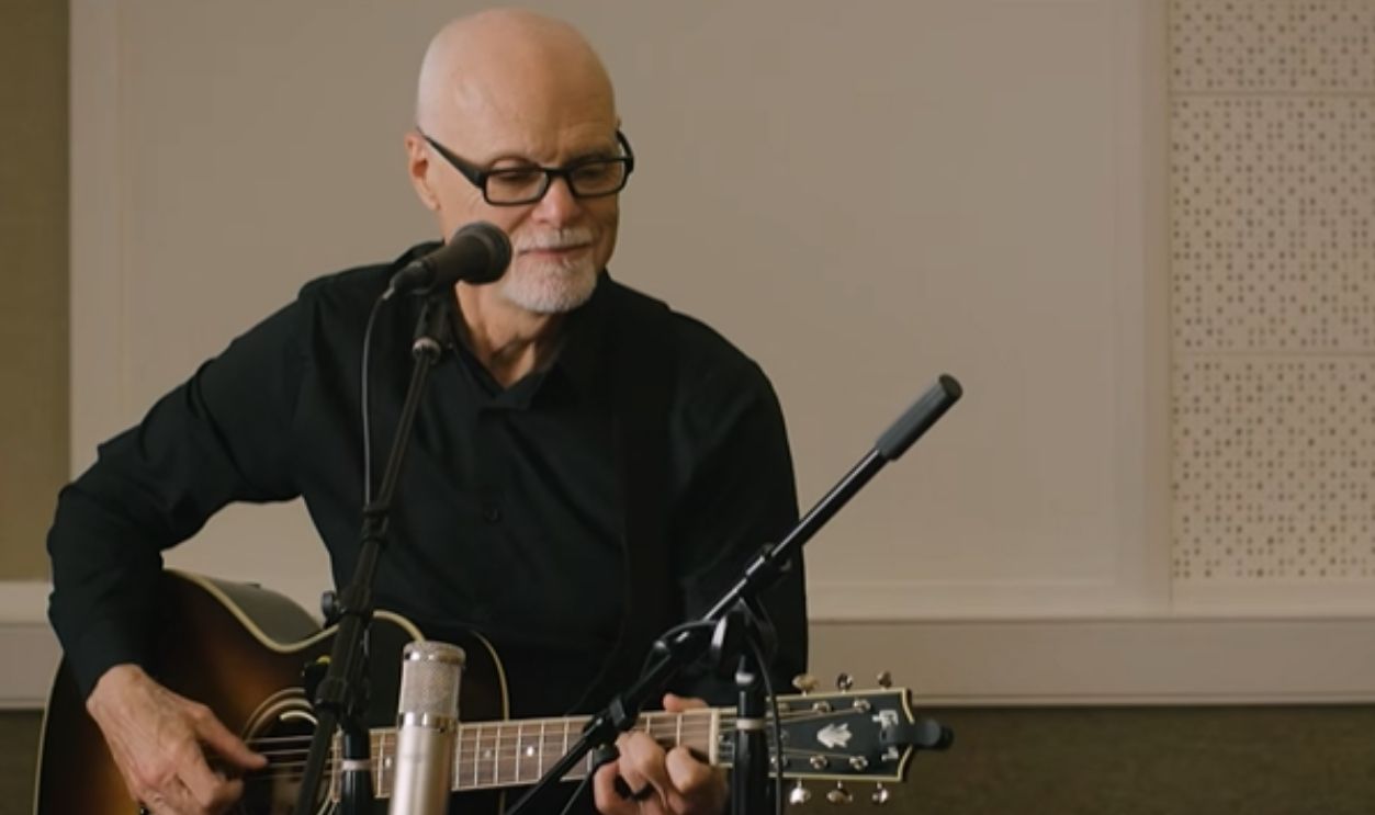 Screenshot from Falling (1977)