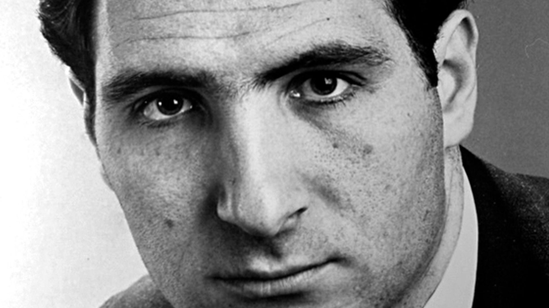 Original publicity photo of Judd Hirsch.