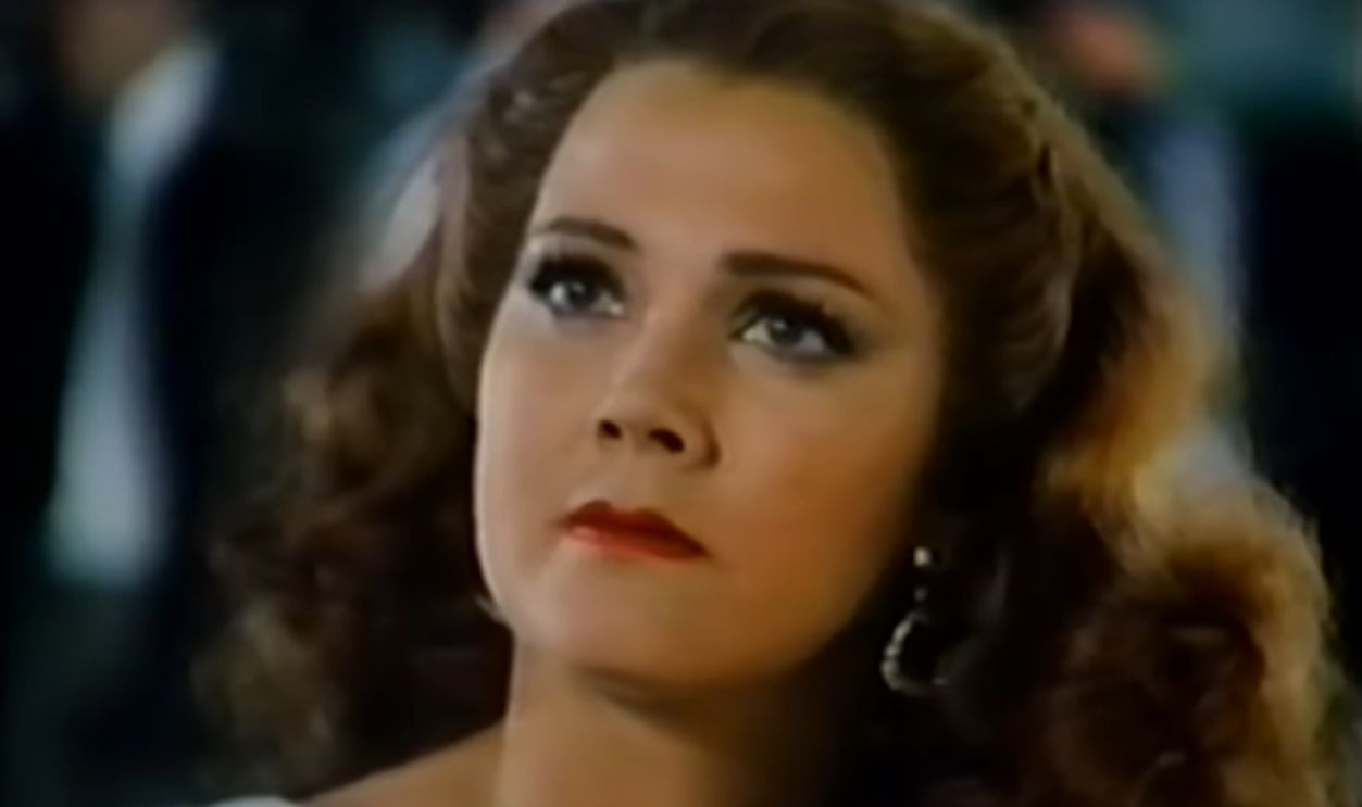Screenshot from Rita Hayworth: The Love Goddess (1983)
