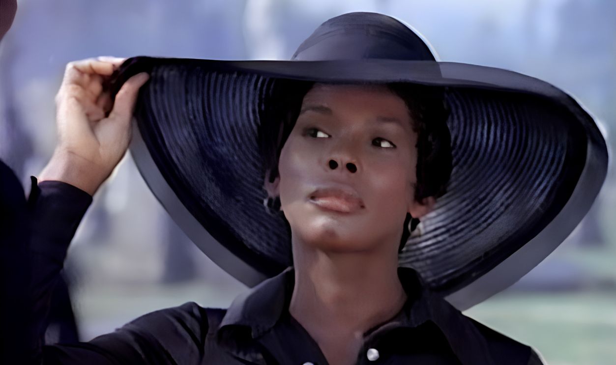 Screenshot from Black Belt Jones (1974)