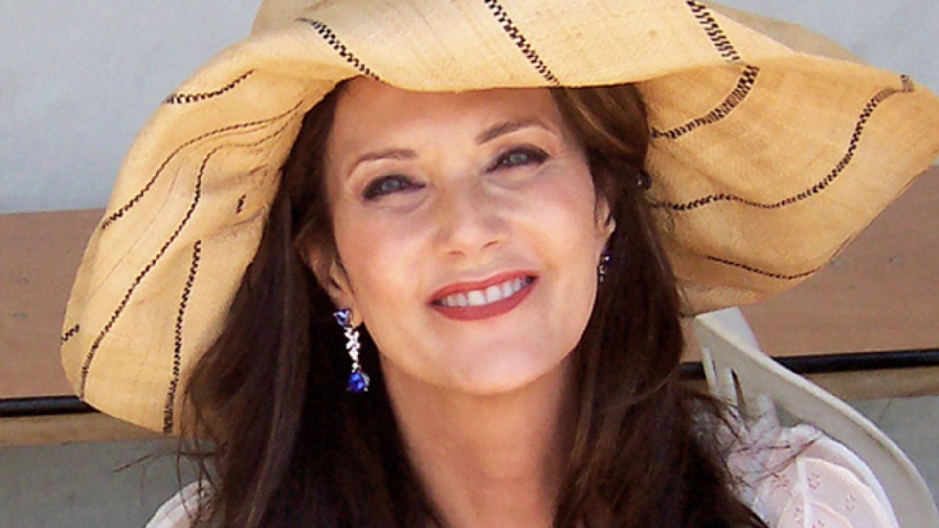 Lynda Carter in 2011 at Phoenix Pride