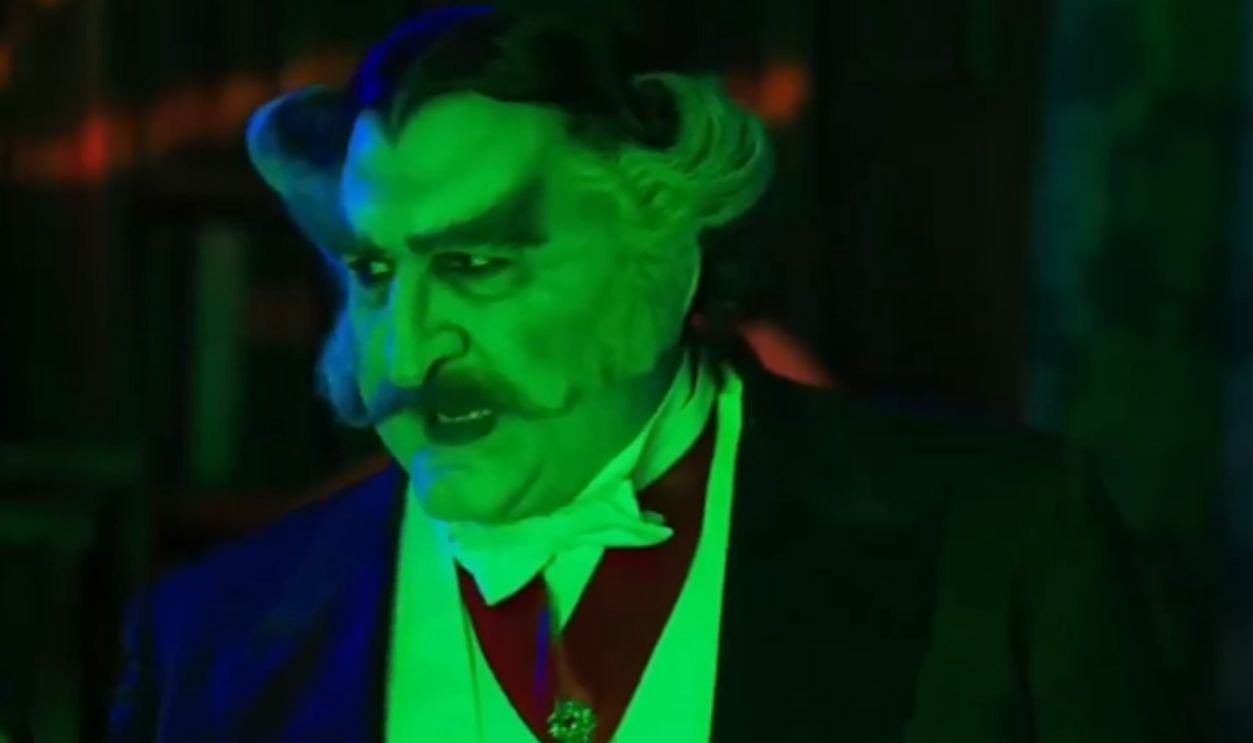 Screenshot from Rob Zombie's The Munsters (2022)