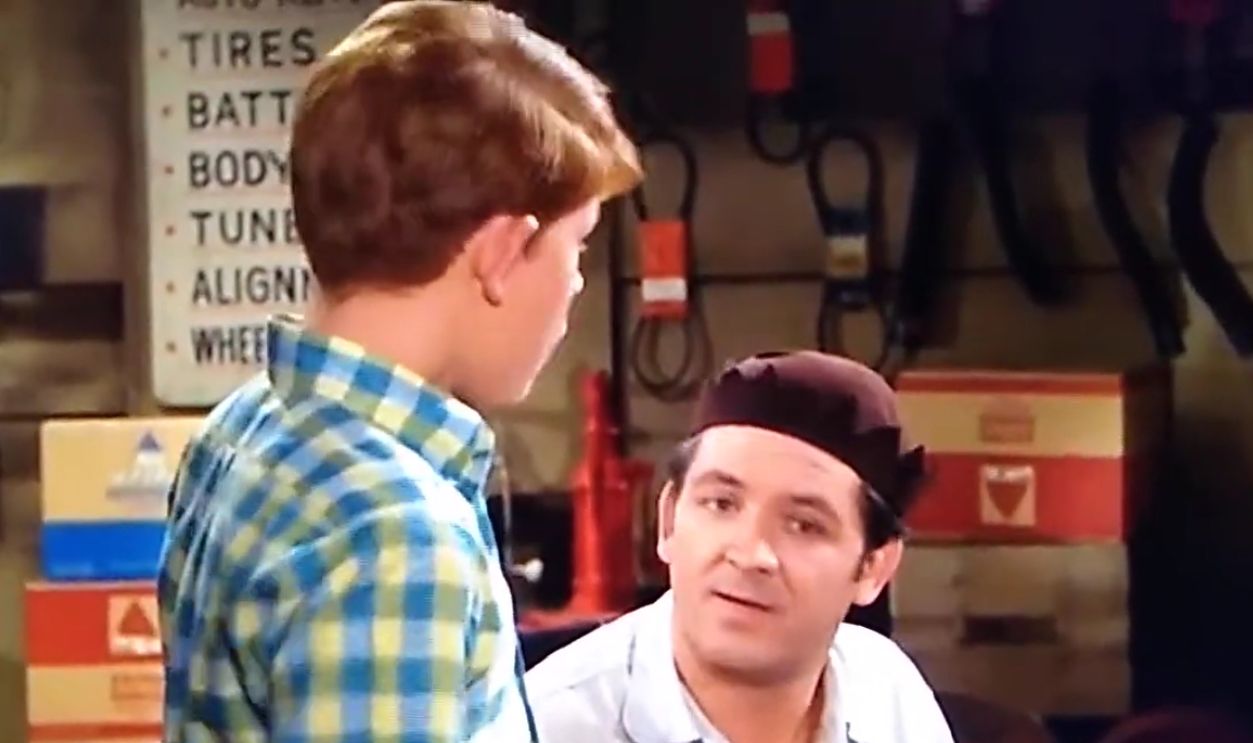 Screenshot from The Andy Griffith Show, CBS (1960–1968)
