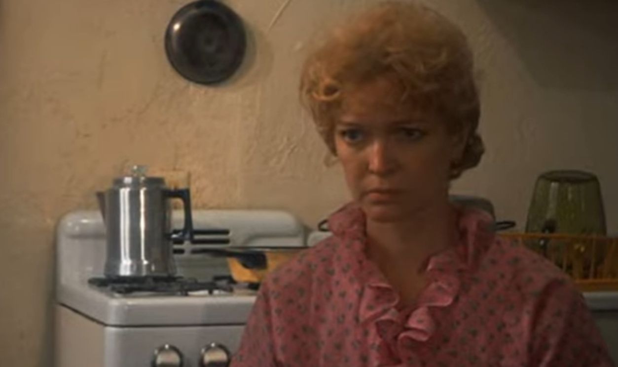 Screenshot from Alice Doesn't Live Here Anymore (1974)