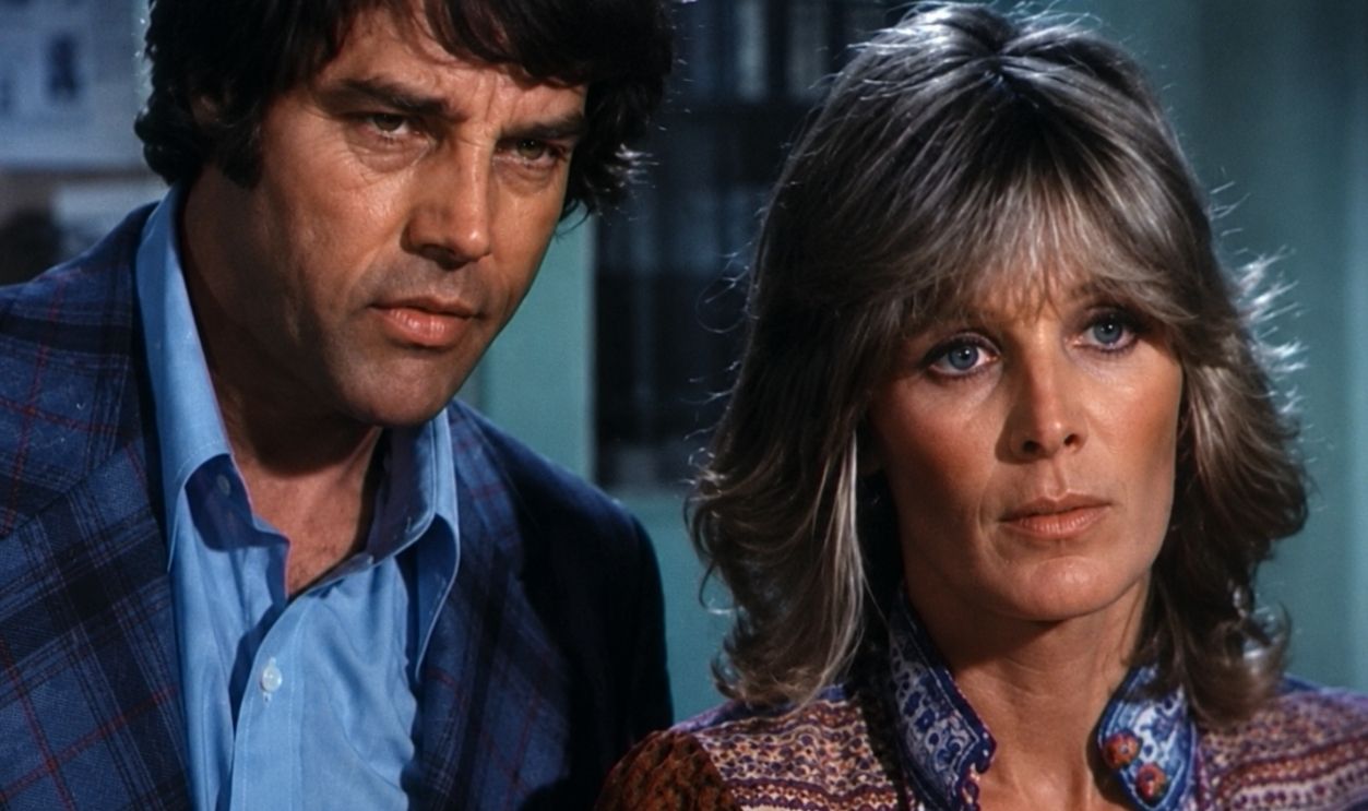Screenshot from Mitchell (1975)