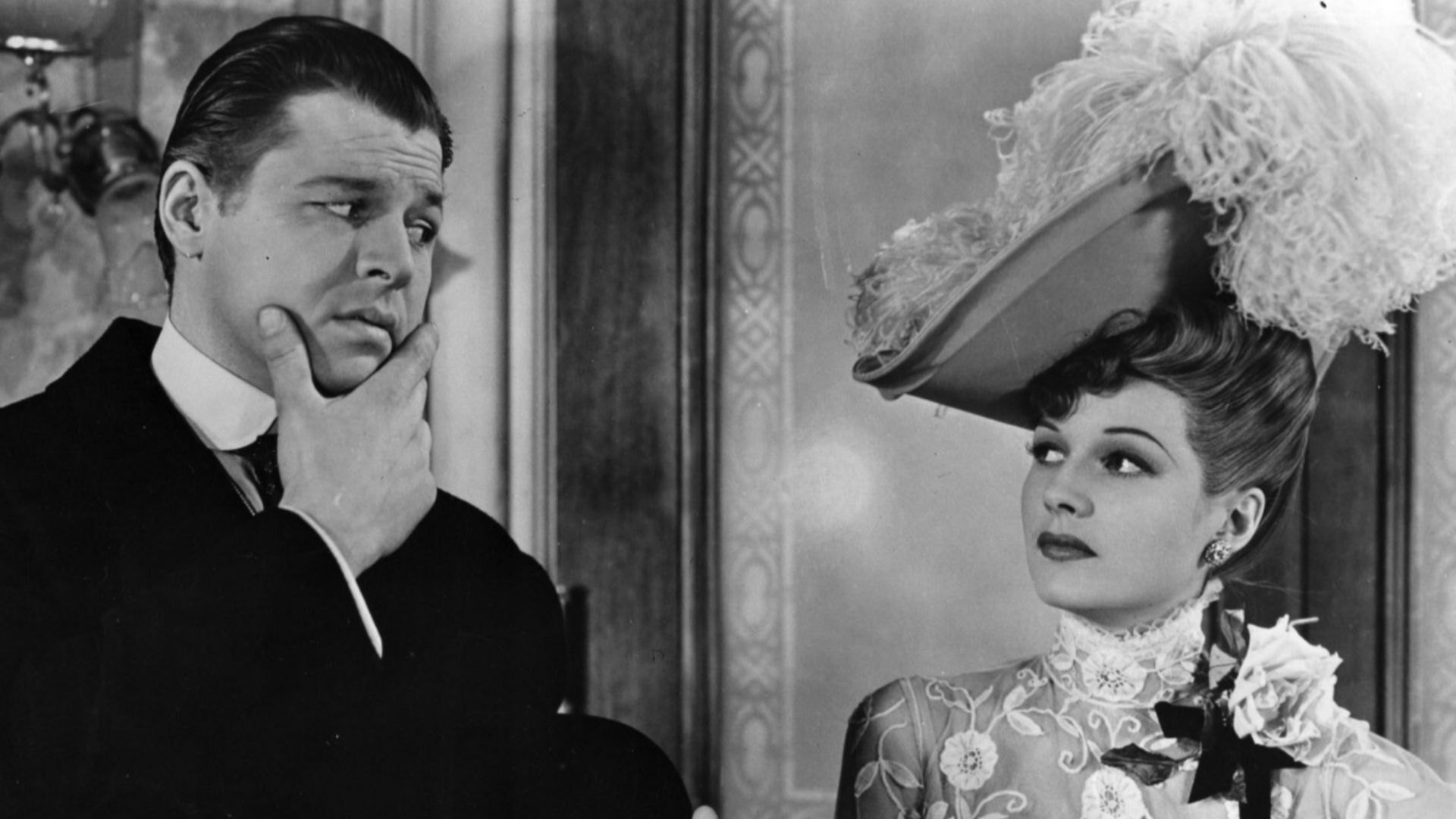 Jack Carson and Rita Hayworth in the American romantic comedy film The Strawberry Blonde (1941)