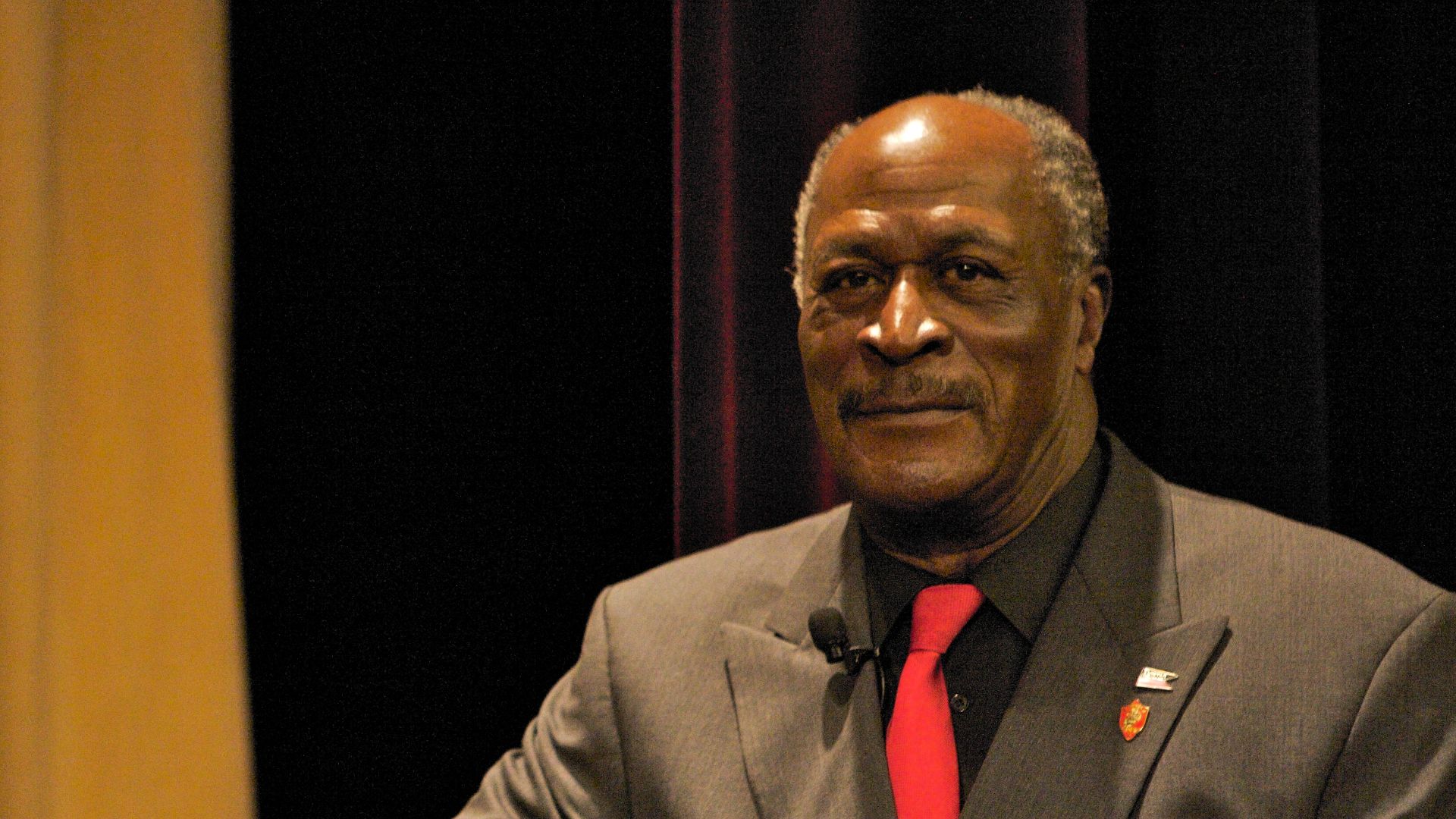 March 10, 2011 - Their Voices, Their Stories African-American Veterans Who Served on Iwo Jima.
Archivist of the United States David S. Ferriero and Actor/Producer John Amos.

credit: Catherine Farmer, National Archives