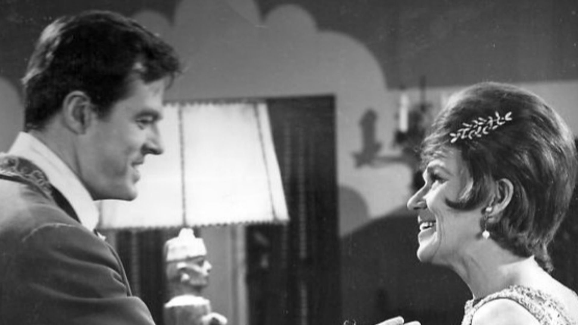 Photo of Robert Culp and Jeanette Nolan from the television program I Spy.