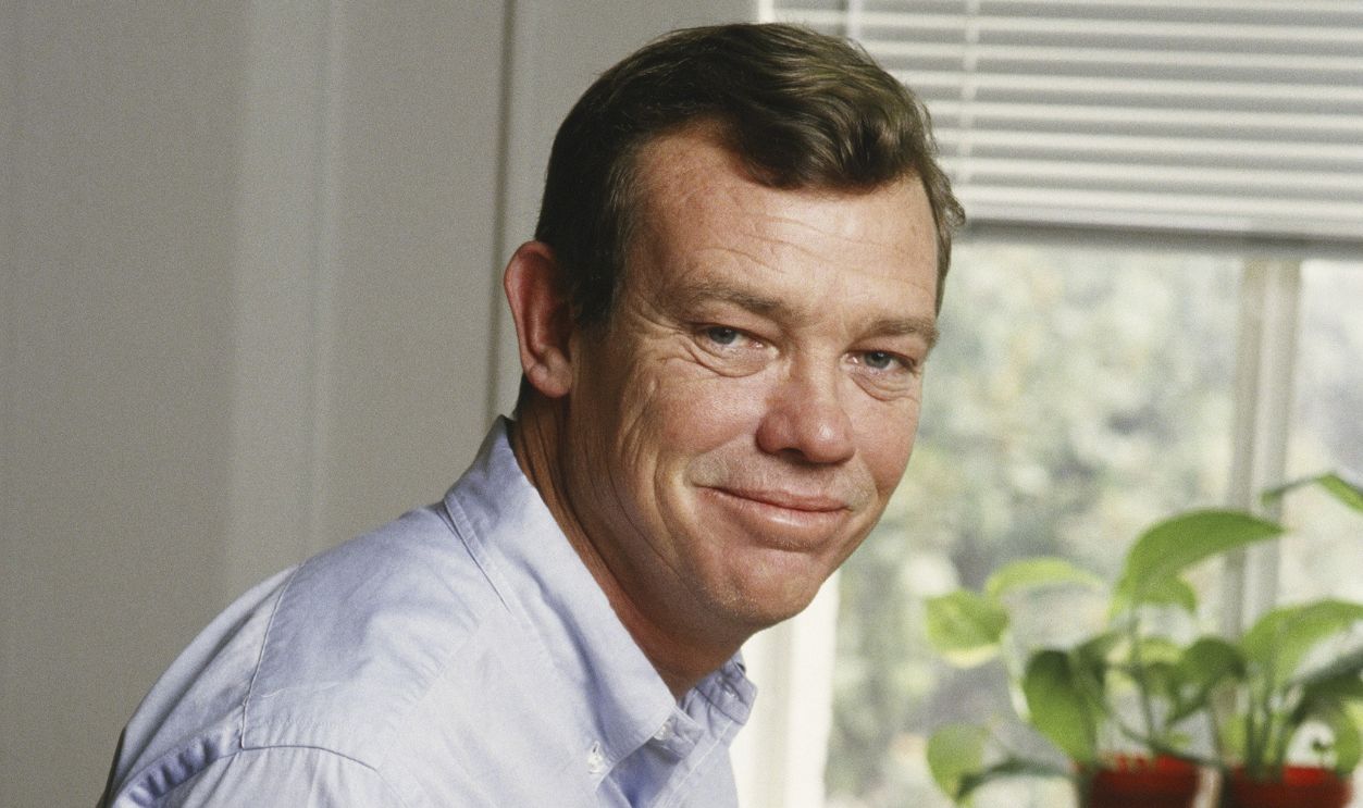 Hugh Wilson 72207401
