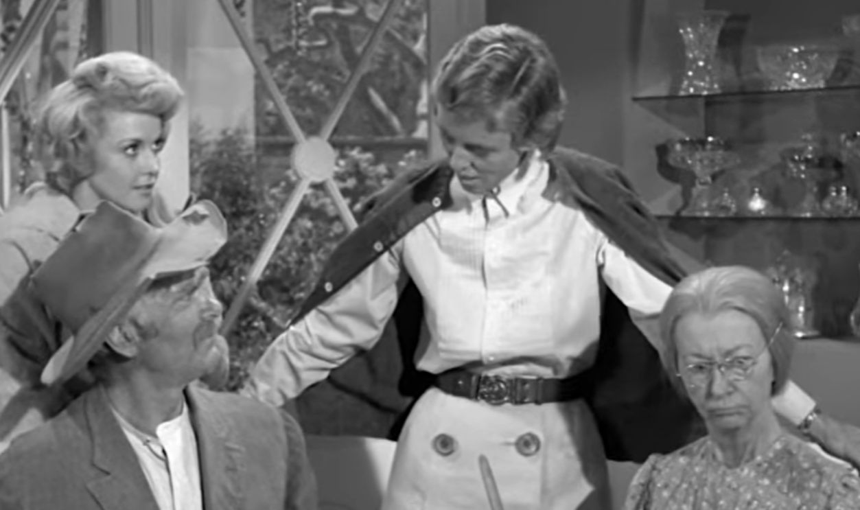 Screenshot from The Beverly Hillbillies (1962-1971)