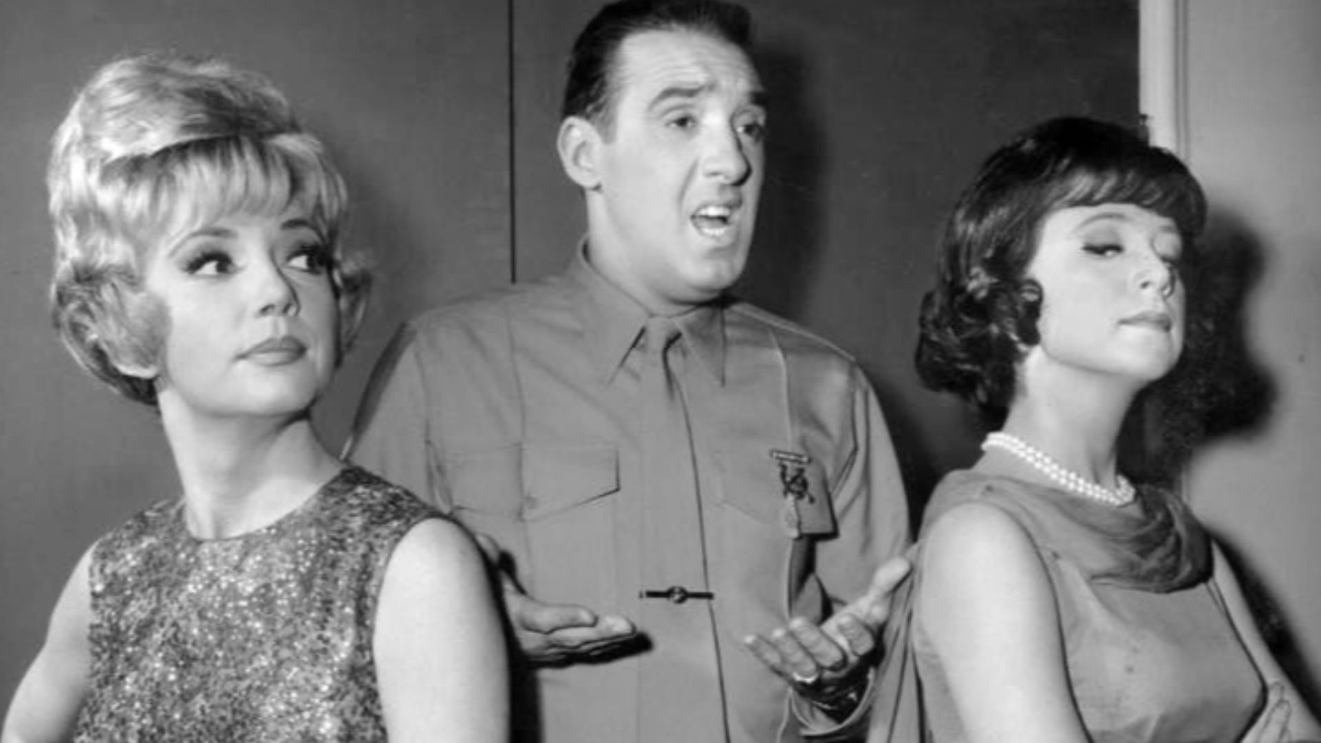 Photo of Jim Nabors as Gomer Pyle and Margaret Ann Peterson as his date.  (Other woman in photo not identified.) In this episode, Gomer agrees to go on a blind date but somehow his date has been told he's an oil millionaire.