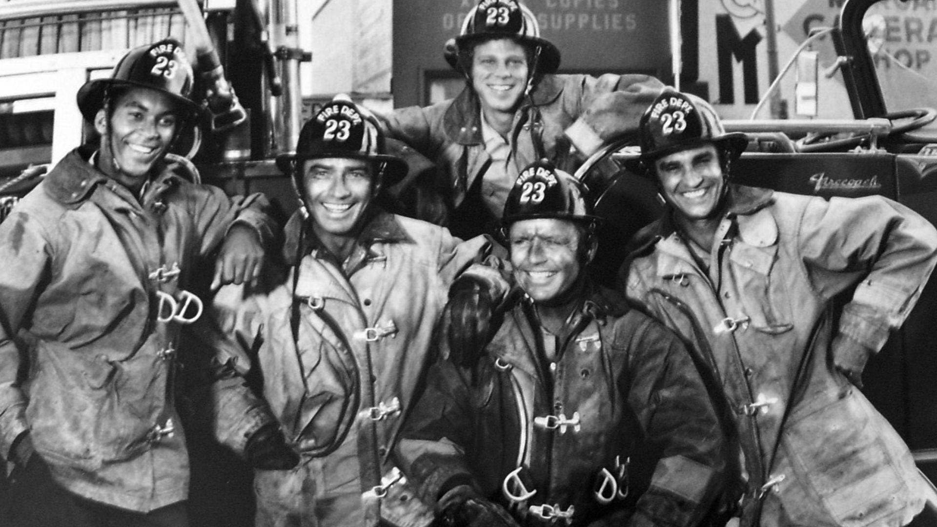 Cast of the short-lived ABC television program Firehouse.  From left: Bill Overton (Cal Dakin), James Drury (Spike Ryerson), Brad David (Billy Dazell-in back), Richard Jaeckel (Hank Myers-in front), Michael DeLano (Sonny Caputo).