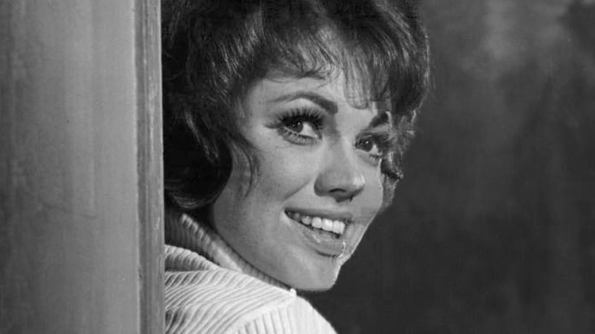 Jo Ann Pflug as Angie in Bracken's World.