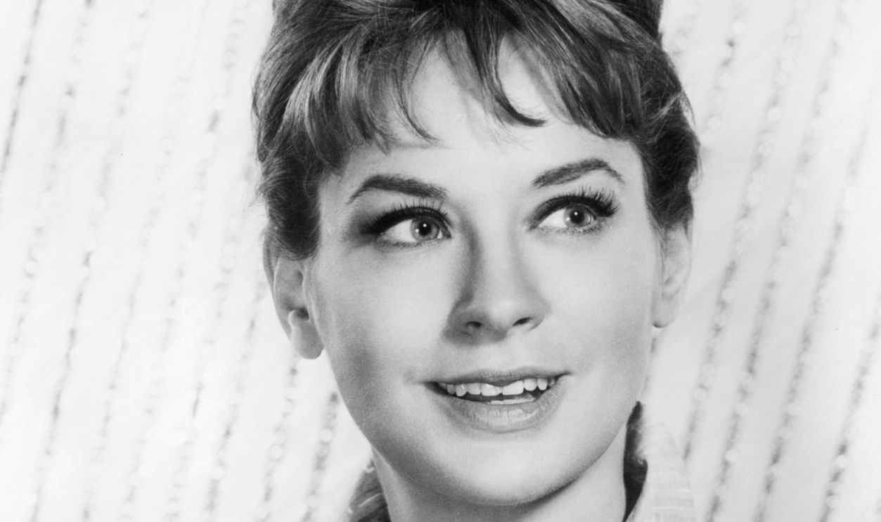 American actress Lois Nettleton (1927 - 2008), circa 1960.