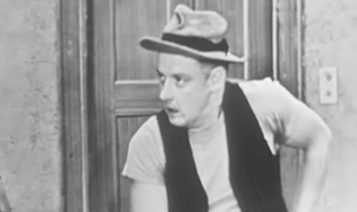 Screenshot from The Honeymooners (1955–1956)