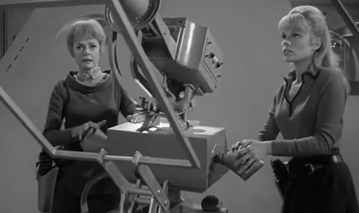 Screenshot from Lost in Space, CBS (1965–1968)