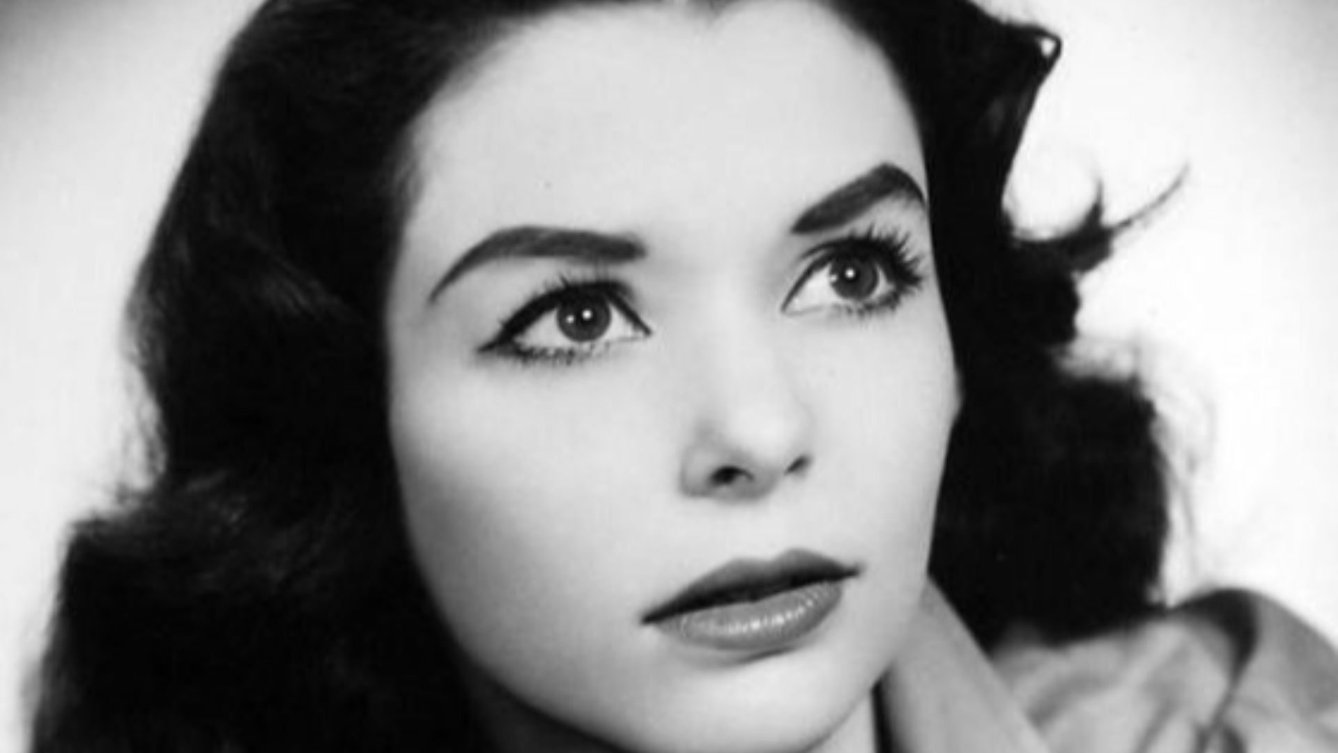 Publicity photo of actress Susan Strasberg.