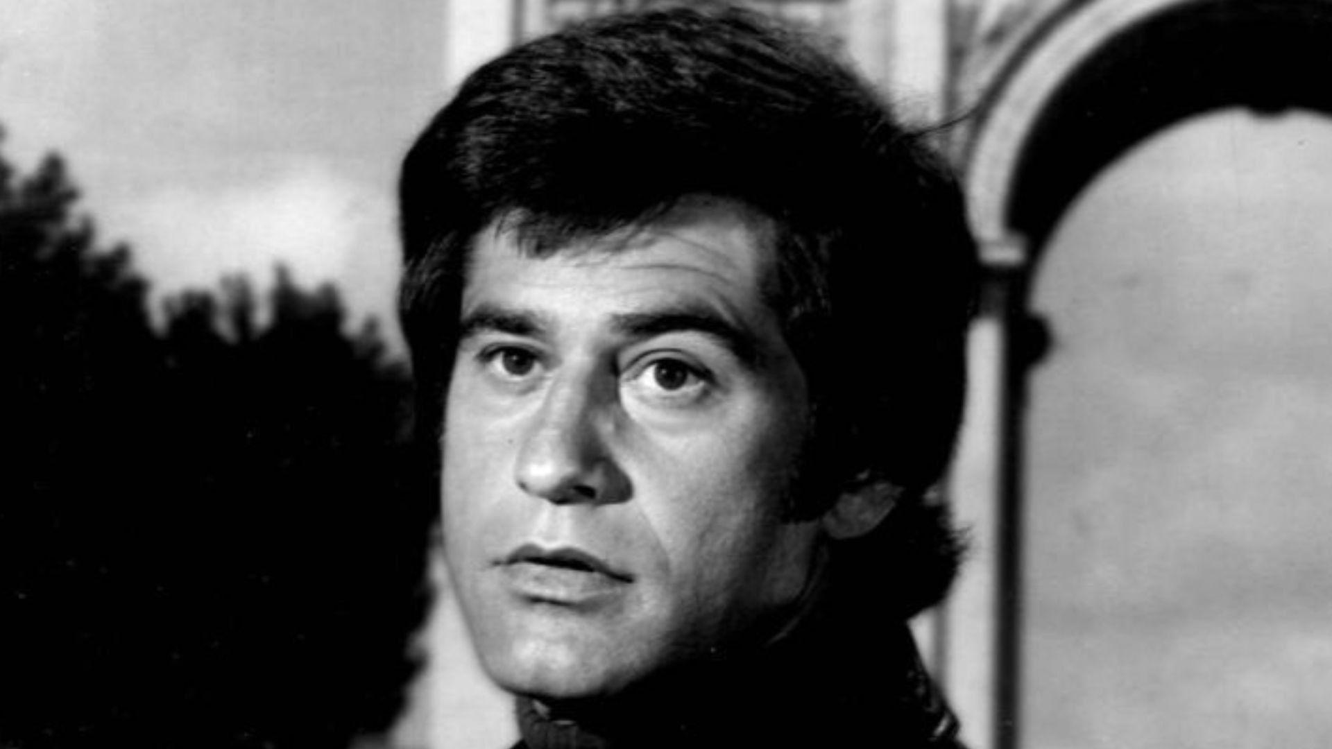 Photo of James Farentino as Jefferson Keyes from the television program Cool Million, which was part of the NBC Wednesday Mystery Movie trilogy.