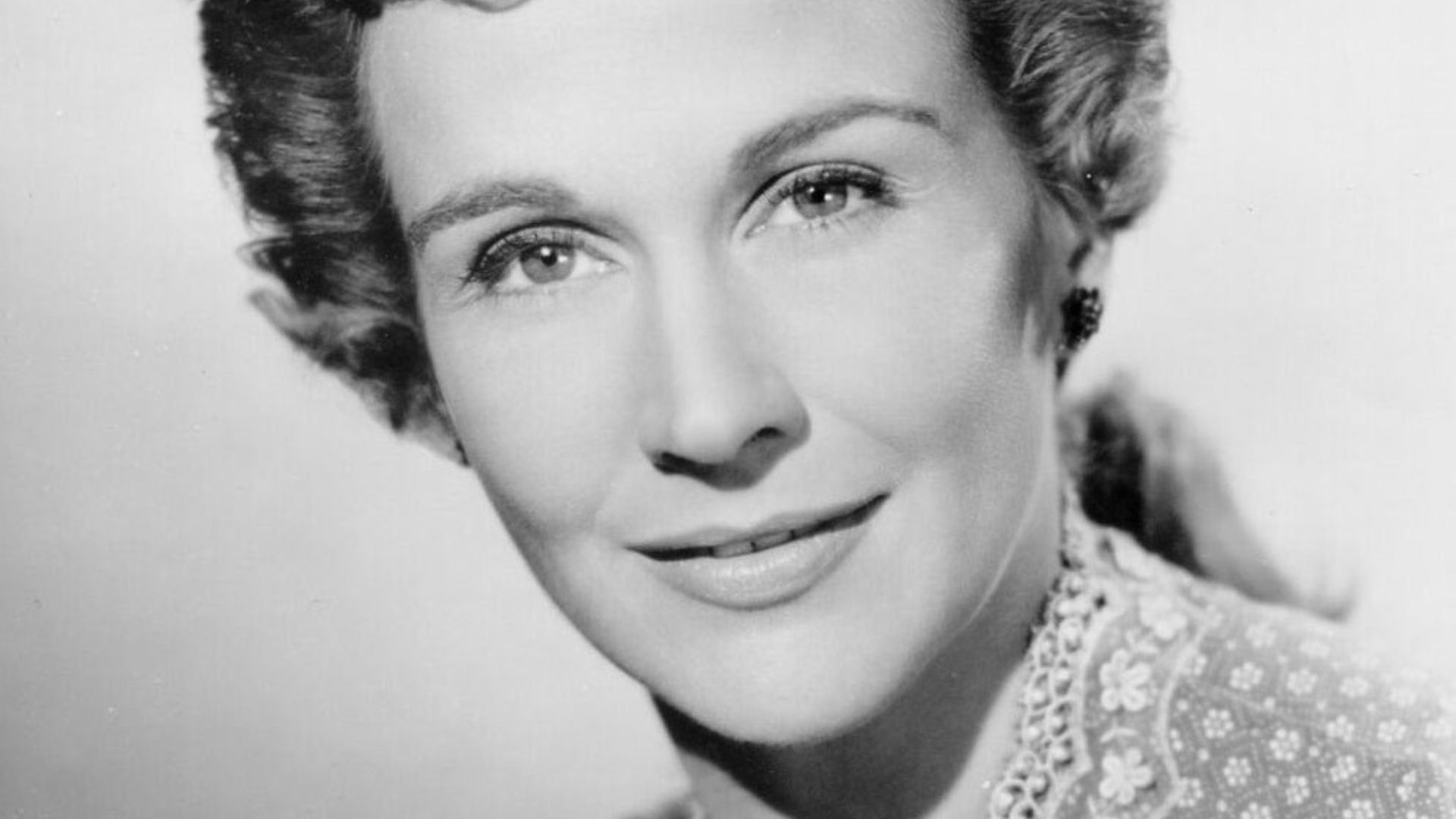 Still of Kim Hunter from the American western film Money, Women and Guns (1958), directed by Richard Bartlett. See also film still. No copyright notice.