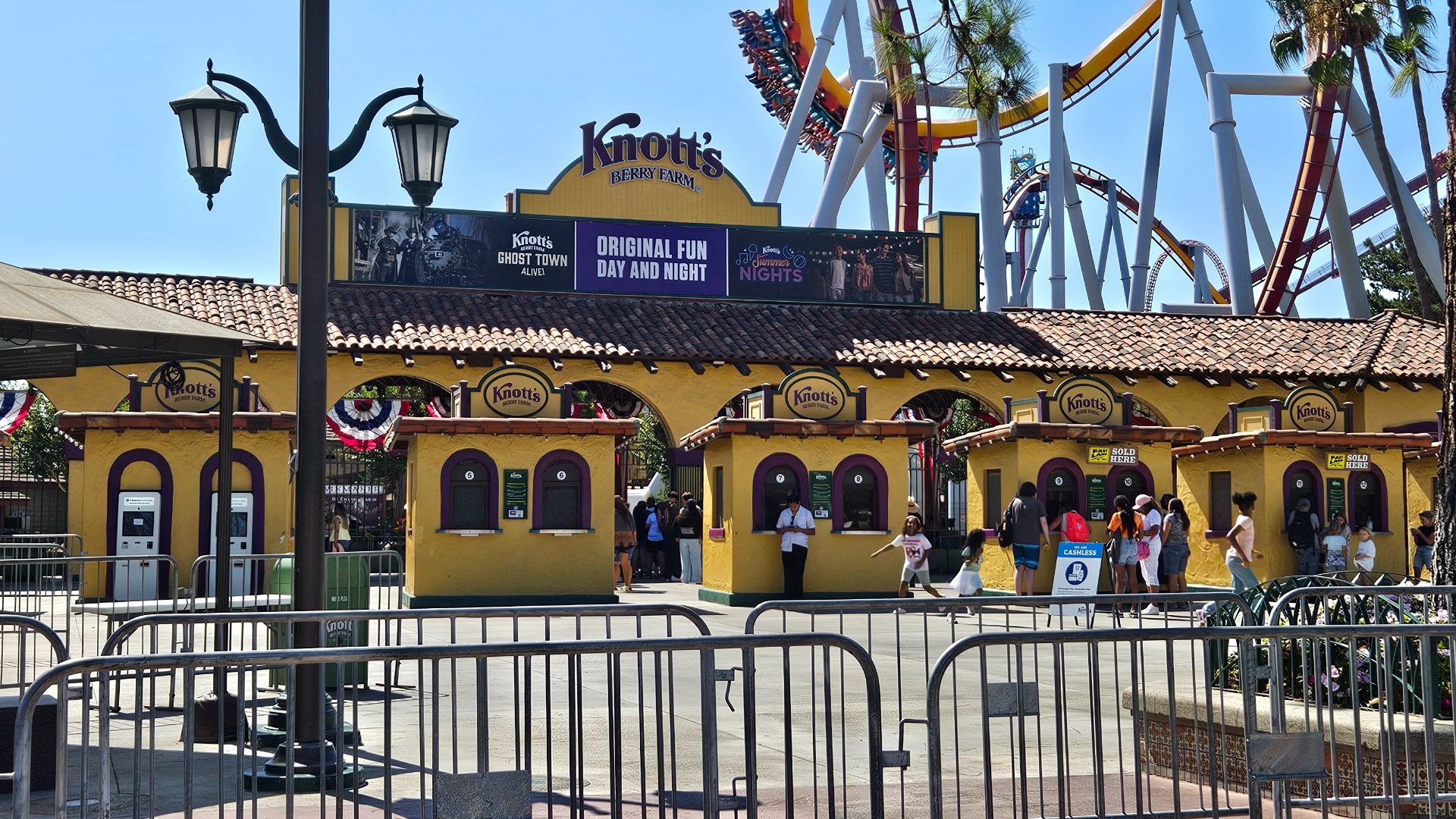Knott's Berry Farm, August 8 2025, 3:28 pm