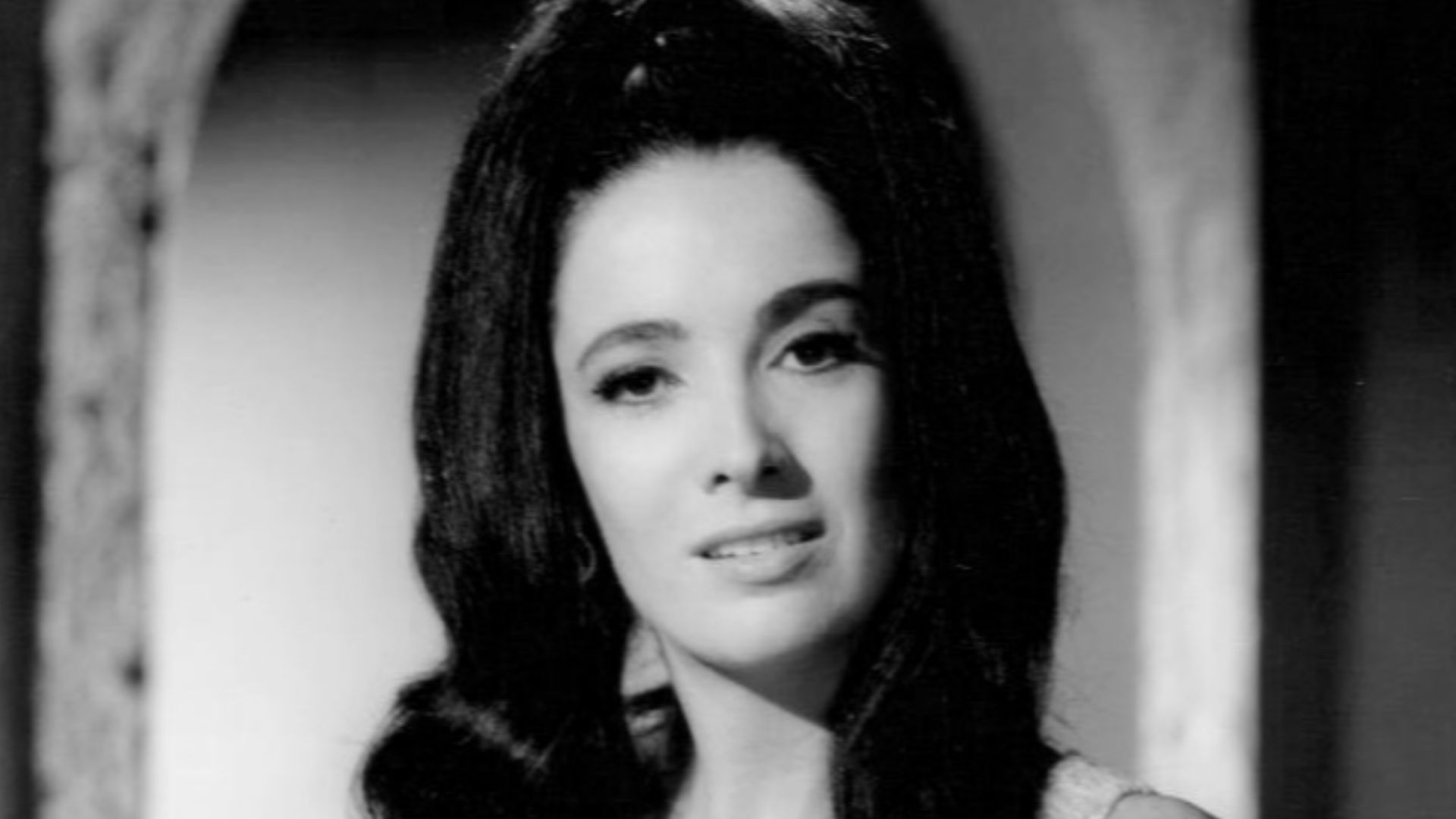Photo of Linda Cristal as Victoria Cannon from the television program The High Chaparral.