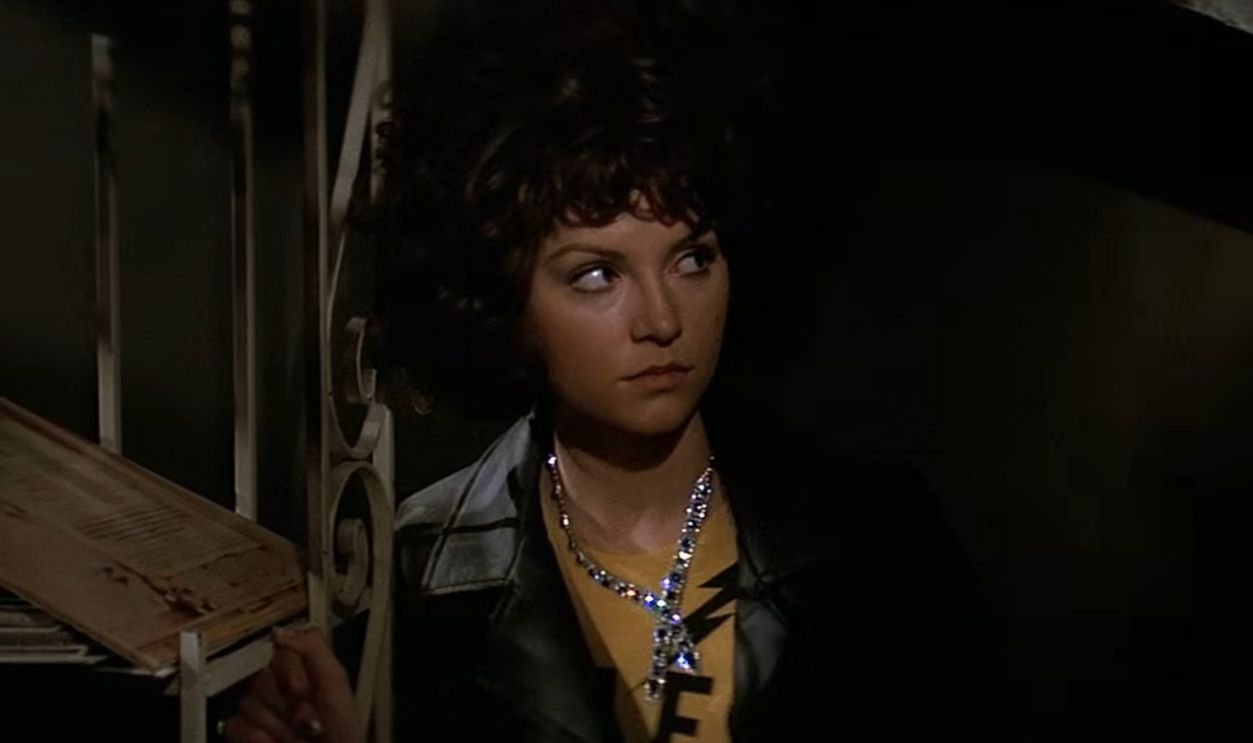 Screenshot from Earthquake (1974)