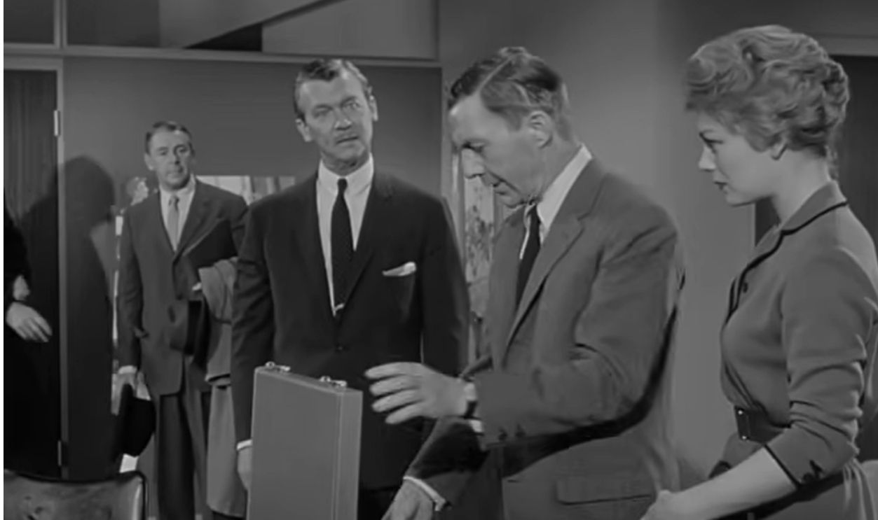 Screenshot from The Last Angry Man (1959)