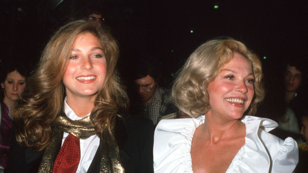 Photo of Tatum O'Neal and Joanna Moore