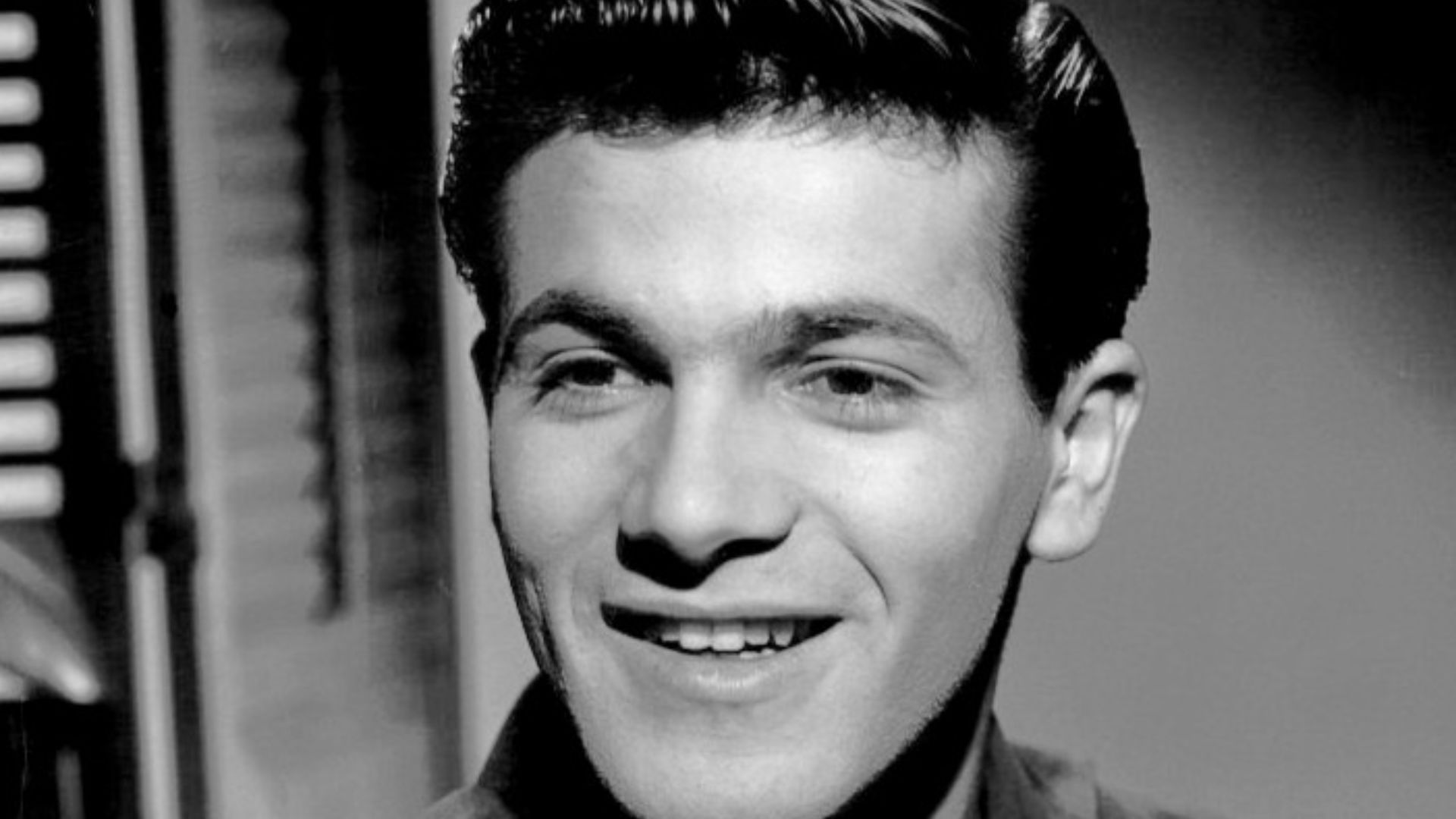 Publicity photo of singer and actor Tommy Sands.