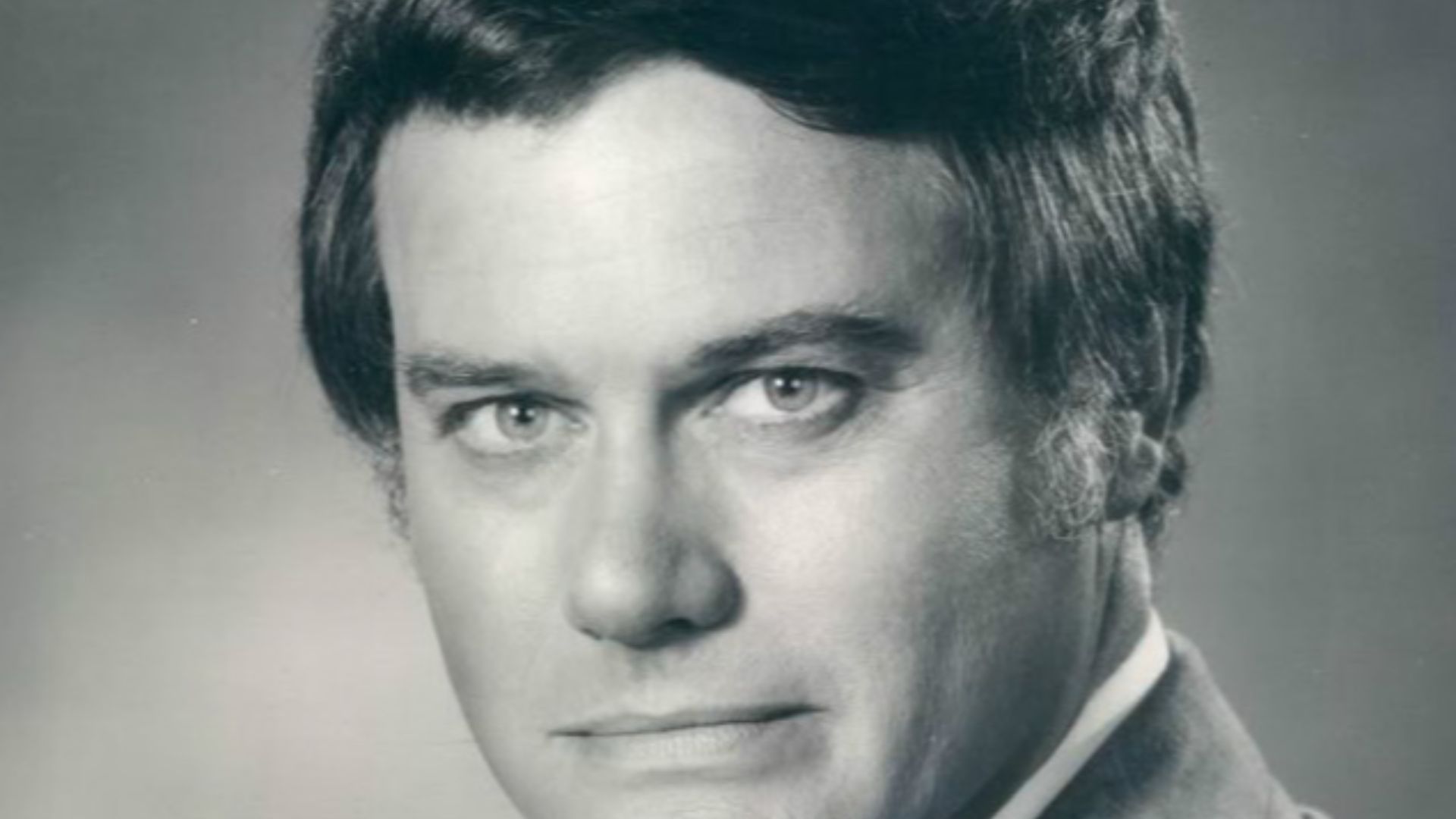 Publicity photo of Larry Hagman.