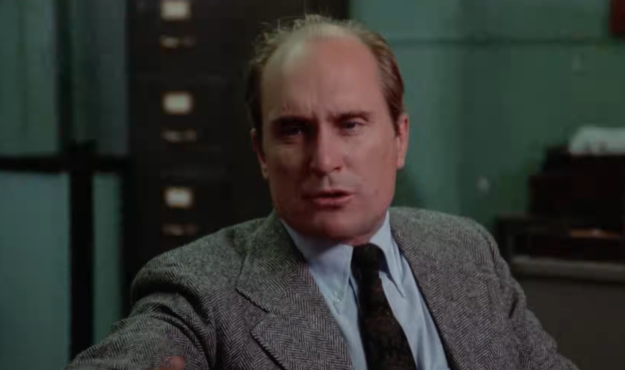 Screenshot from Badge 373, United Artists (1973)