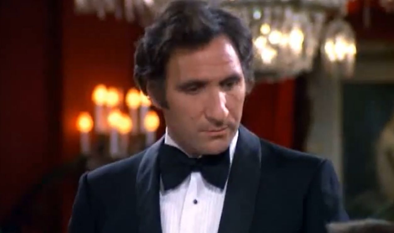 Screenshot from Taxi (1978-1983)