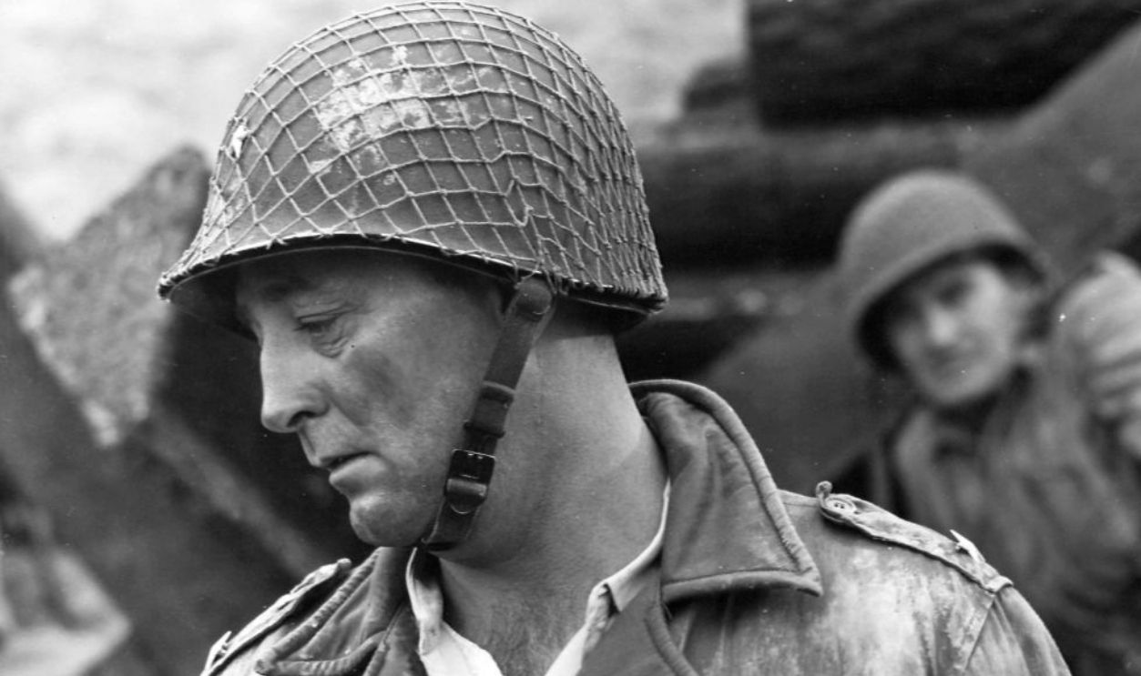 Robert Mitchum in 