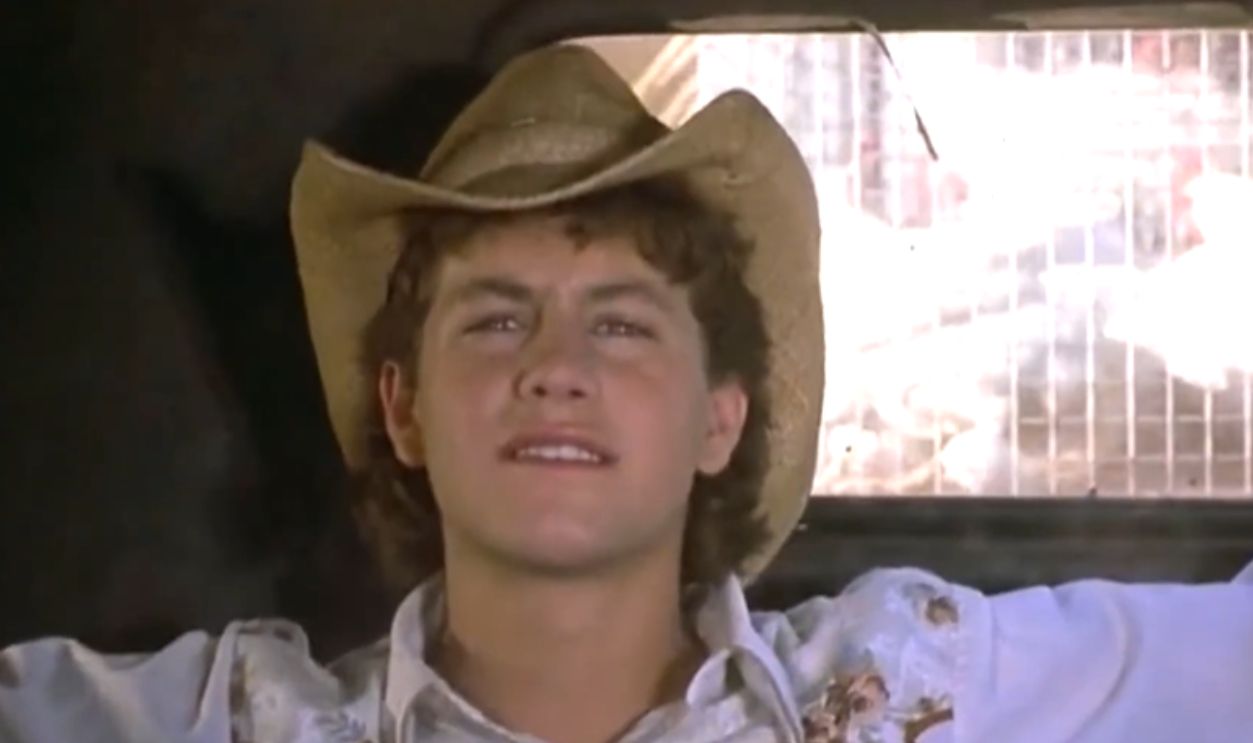 Screenshot from Listen to Me (1989)