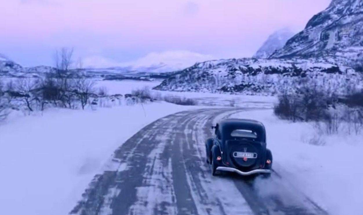 Screenshot from Getaway Car, Big Machine Records (2018)