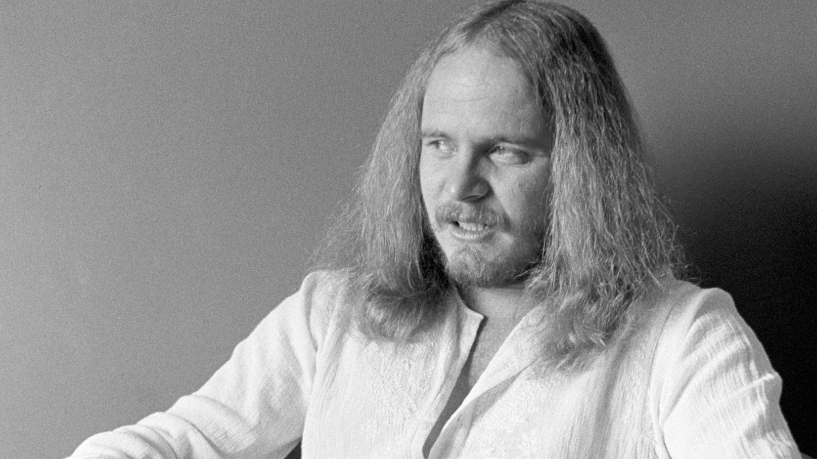 Portrait Photo of Singer and songwriter Ronnie Van Zant of Lynyrd Skynyrd