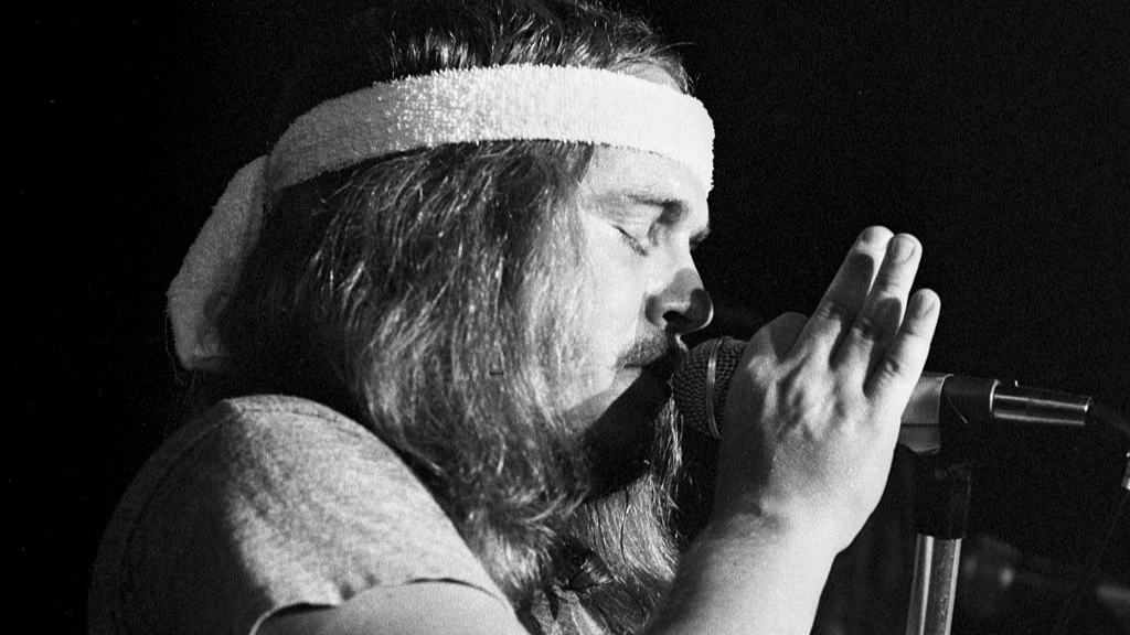Ronnie Van Zant of Lynyrd Skynyrd performs on stage in Amsterdam
