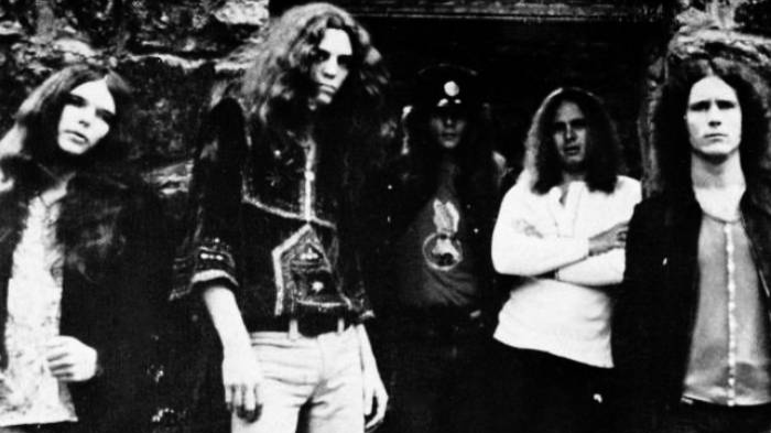 Grayscale Photo Trade ad for Lynyrd Skynyrd's single 