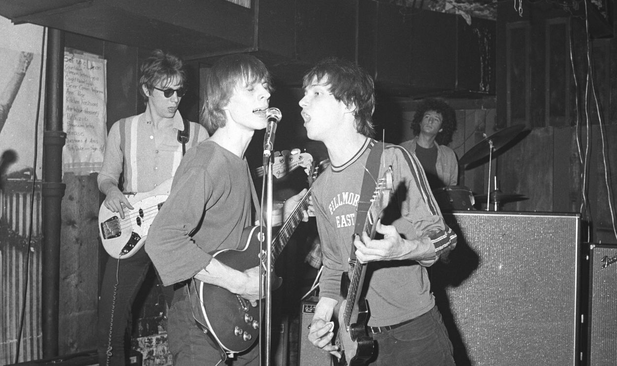 Television perform live at CBGB's in New York in 1975 L-R Richard Hell, Tom Verlaine, Richard Lloyd, Billy Ficca (drums)