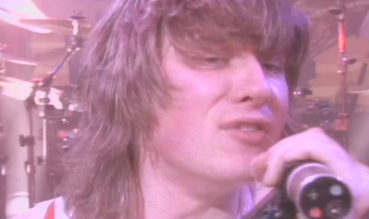 Screenshot from Photograph (1983)
