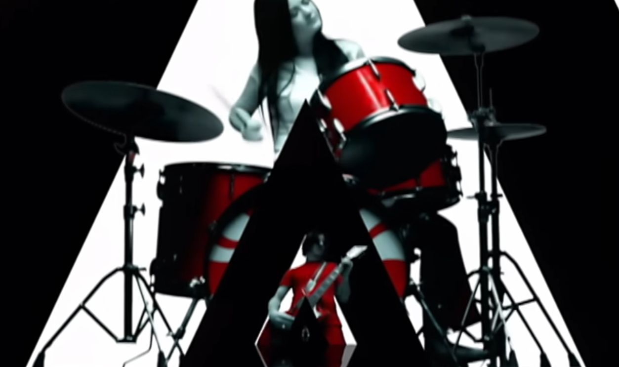 Screenshot from Seven Nation Army (2003)