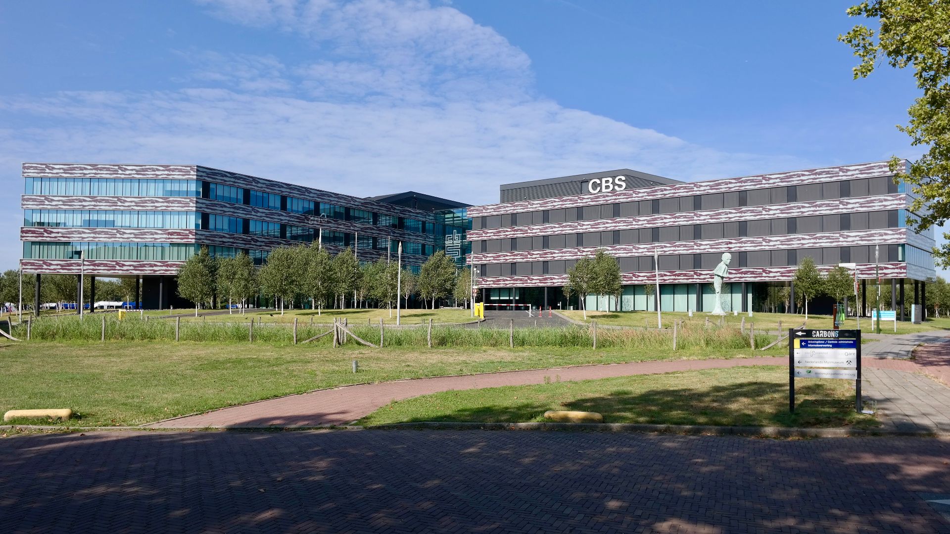 Centraal Bureau voor de Statistiek in Heerlen.