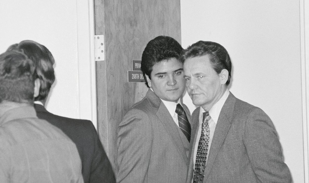 Charles Harrelson Leaving Courtroom