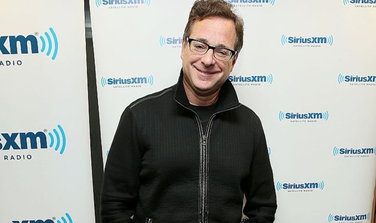 LOS ANGELES, CA - FEBRUARY 11: Comedian Bob Saget attends Hits 1's The Morning Mash Up Broadcast from the SiriusXM Studios on February 11, 2015 in Los Angeles, California.