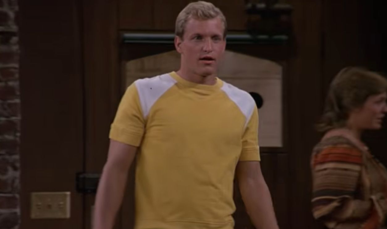 Screenshot from Cheers (1982-1993)