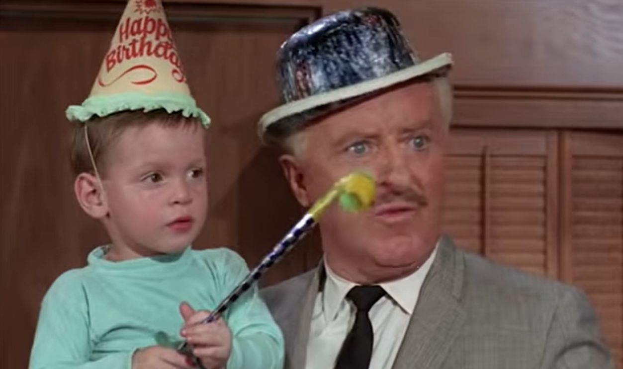 Screenshot from Bewitched (1964–1972)