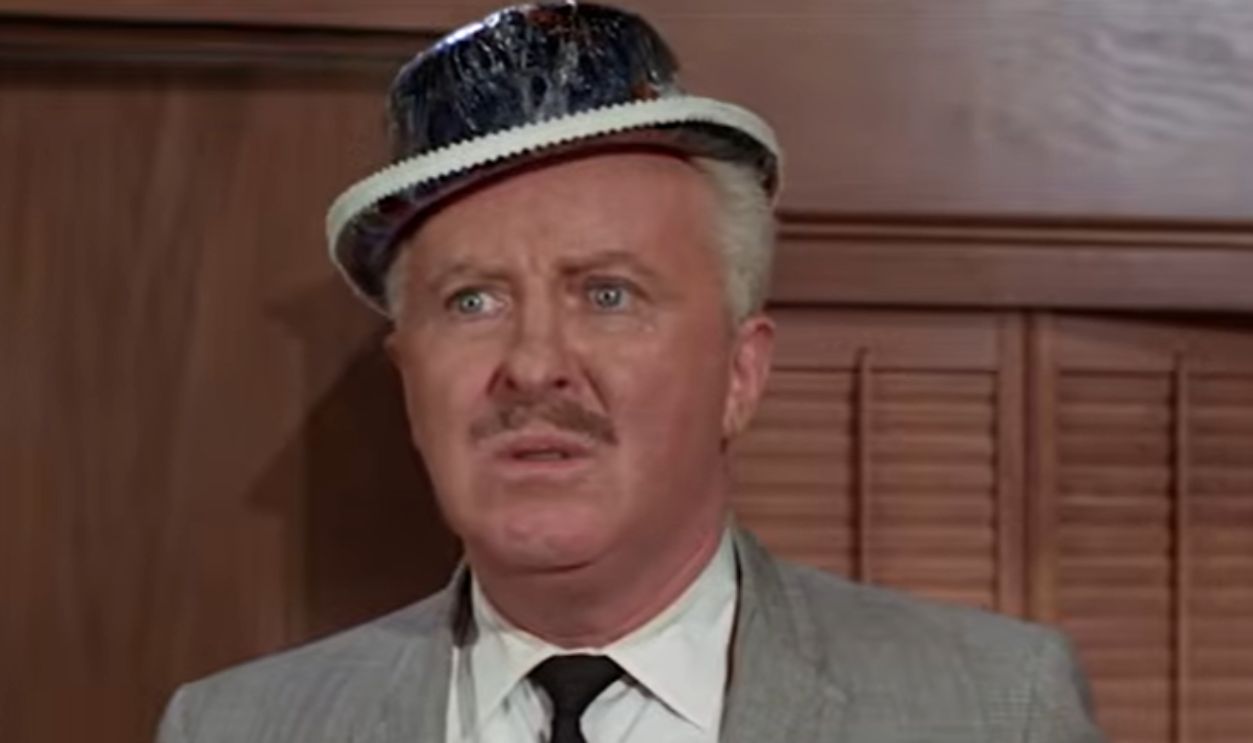 Screenshot from Bewitched (1964–1972)